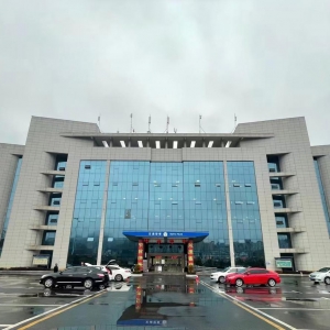 【湖南-彬州】車輛管理所正式啟用智慧體檢拍照一體機(jī)，能快速完成駕駛?cè)梭w檢和拍照業(yè)務(wù)！